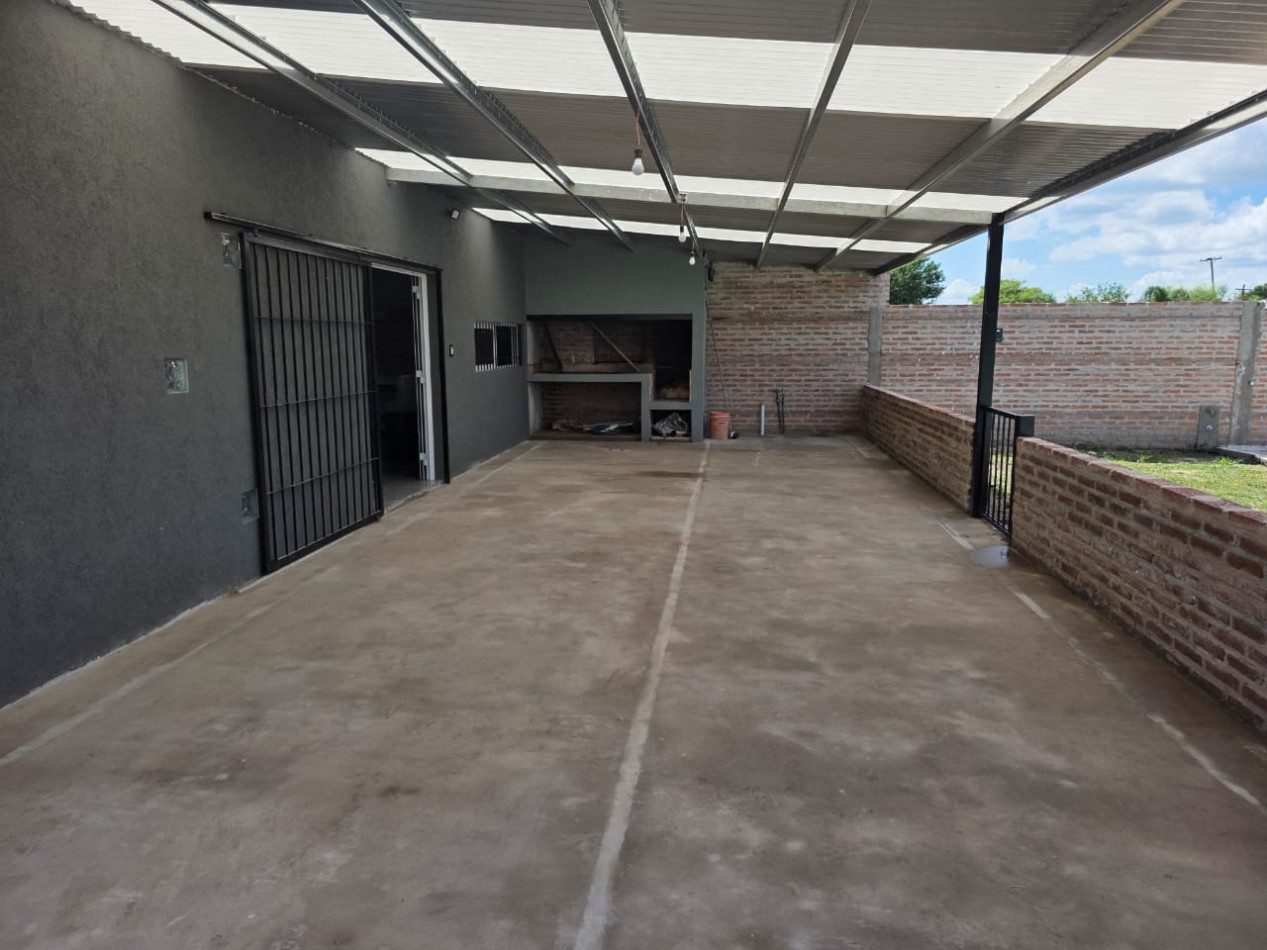 CASA DE 1 DORMITORIO MAS QUINCHO CON PISCINA Y SOLARIUM - RECREO, SANTA FE