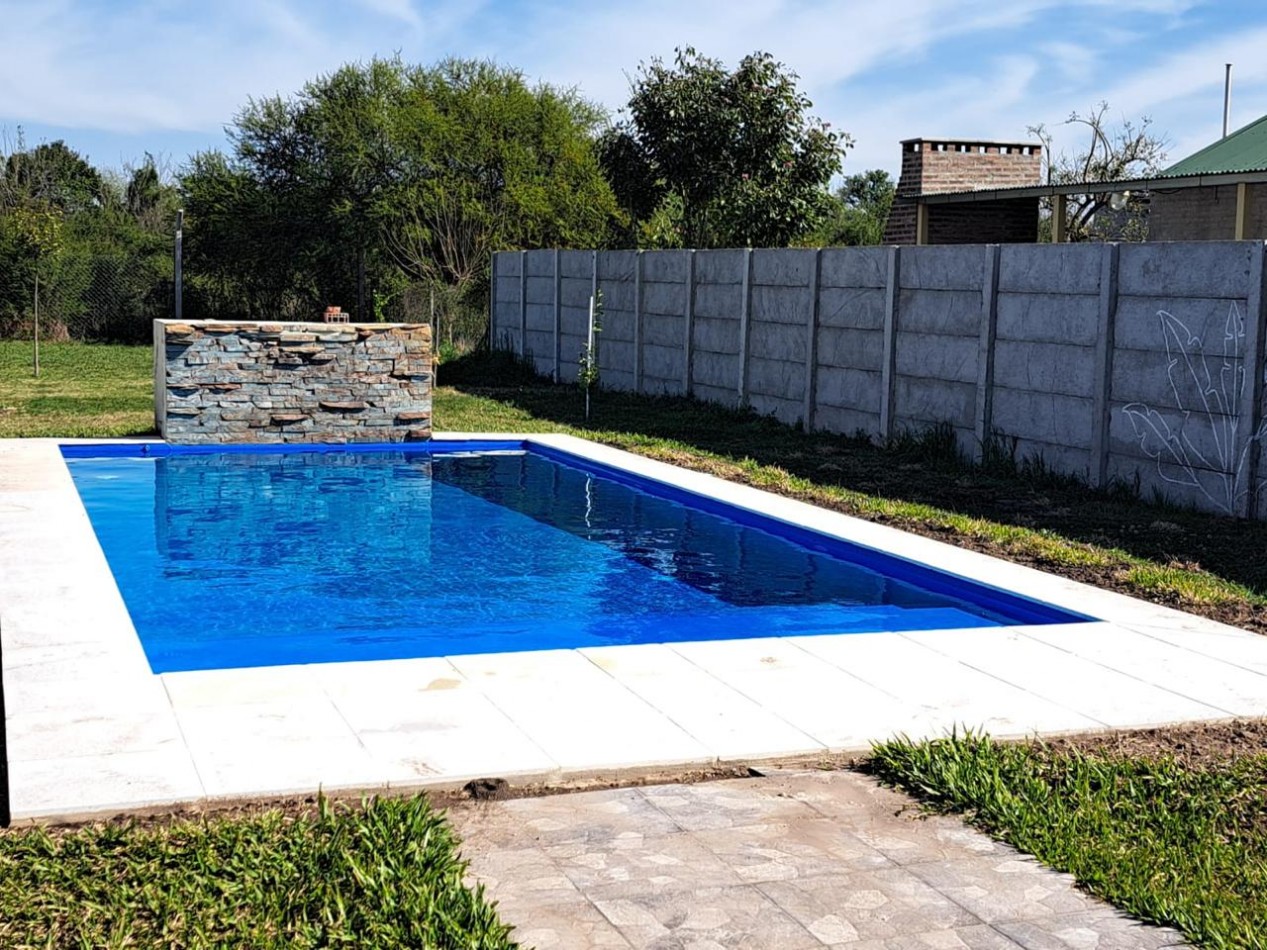 CASA DE 2 DORMITORIOS CON PILETA Y SOLARIUM EN DESVIO ARIJON