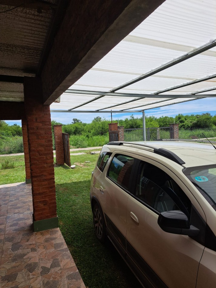 CASA DE 2 DORMITORIOS CON PILETA Y SOLARIUM EN DESVIO ARIJON