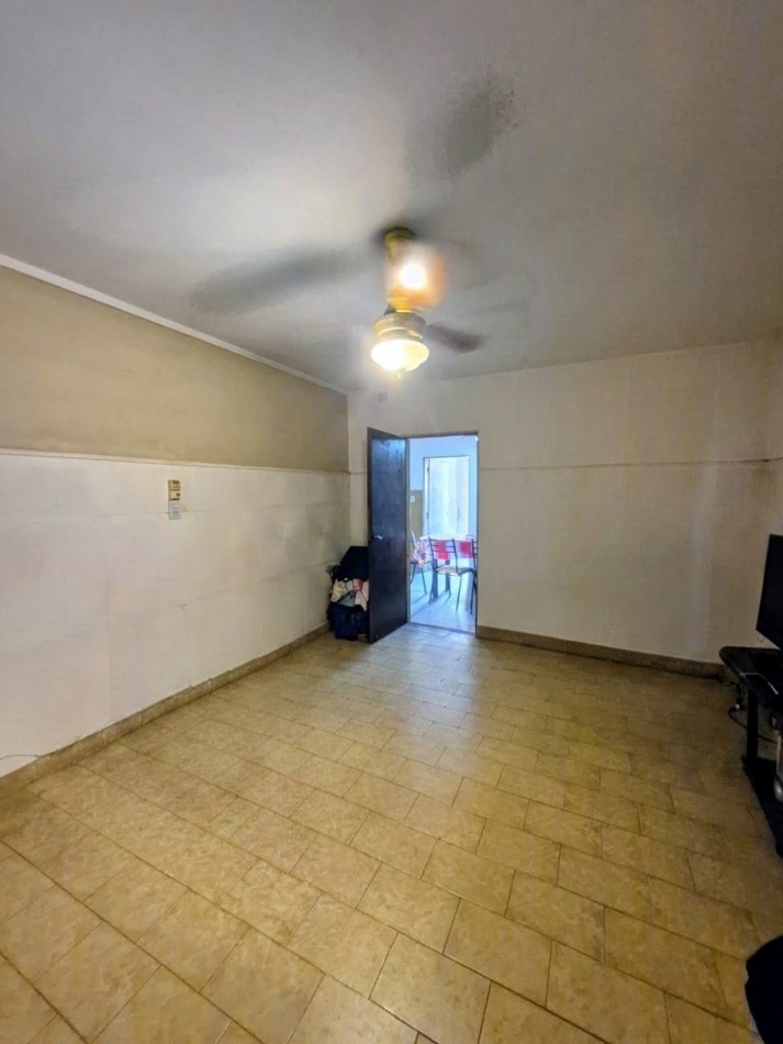 CASA CON DPTO EN ZONA NORTE, SANTA FE