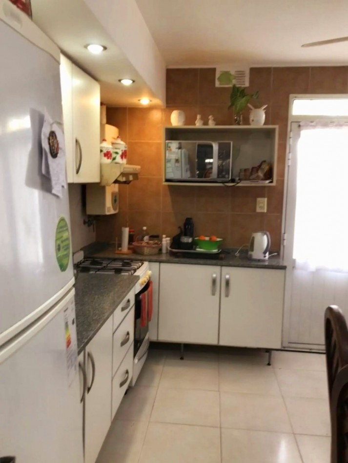 CASA DE 2 DORMITORIOS A REFACCIONAR EN BARRIO SAN ROQUE