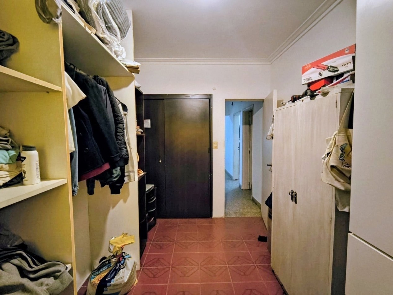 CASA DE 3 DORMITORIOS, COCHERA Y TODOS LOS SERVICIOS - ZONA UNIVERSIDAD TECNOLOGICA