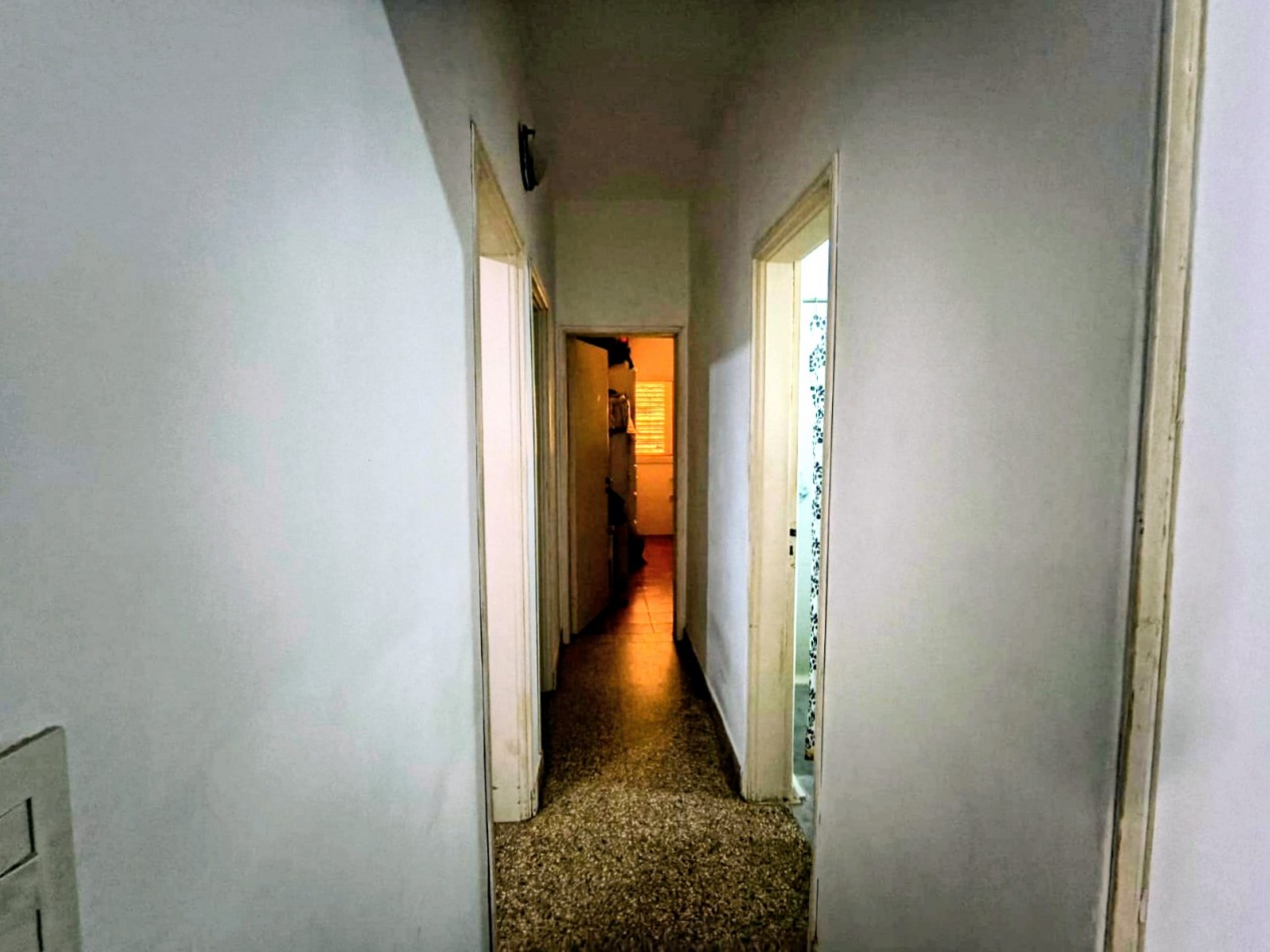 CASA DE 3 DORMITORIOS, COCHERA Y TODOS LOS SERVICIOS - ZONA UNIVERSIDAD TECNOLOGICA