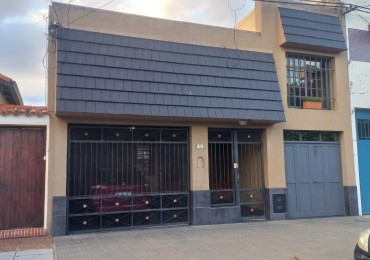 CASA EN BARRIO SIETE JEFES, SANTA FE
